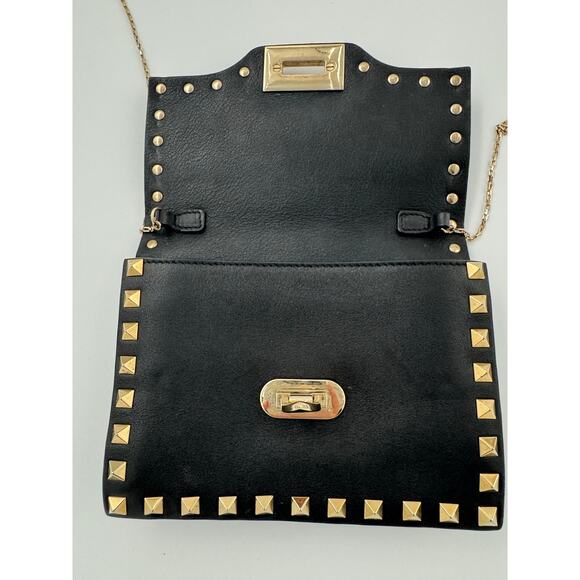 Valentino Garavani Rockstud Shoulder Bag – Black Leather with Gold Studs - Picture 3 of 9